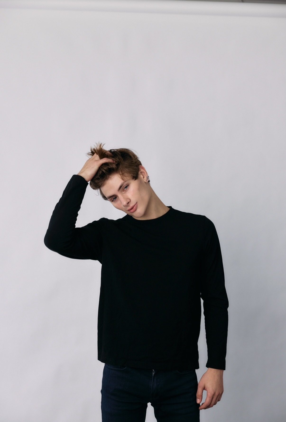 Black long sleeve studio look